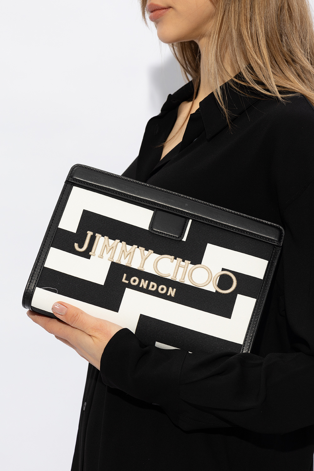 ★JIMMY CHOO★ AVENUE pouch【完売前に!】 Avenue Pouch | Natural/Latte Embroidered Raffia and Leather